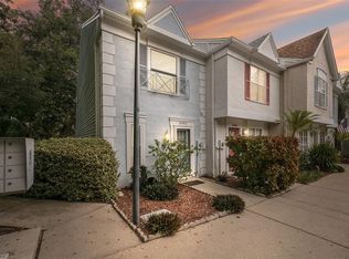 5902 Stratton Park Dr, Temple Terrace, FL 33617
