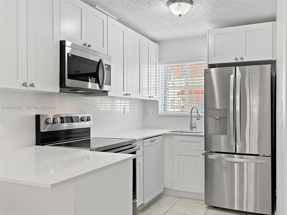 1st image of 8055 NW 8th St APT 3