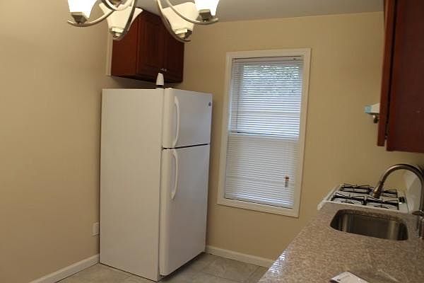2nd image of 11453 131st St Floor 2