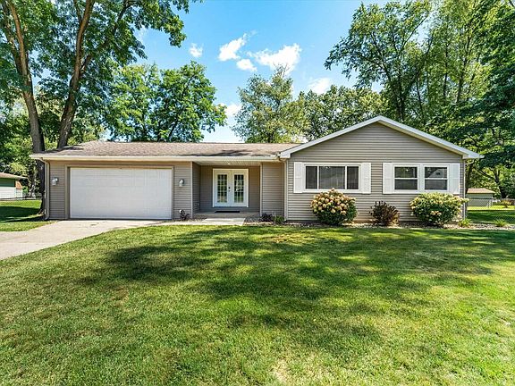 2nd image of 51656 Helmen Ave
