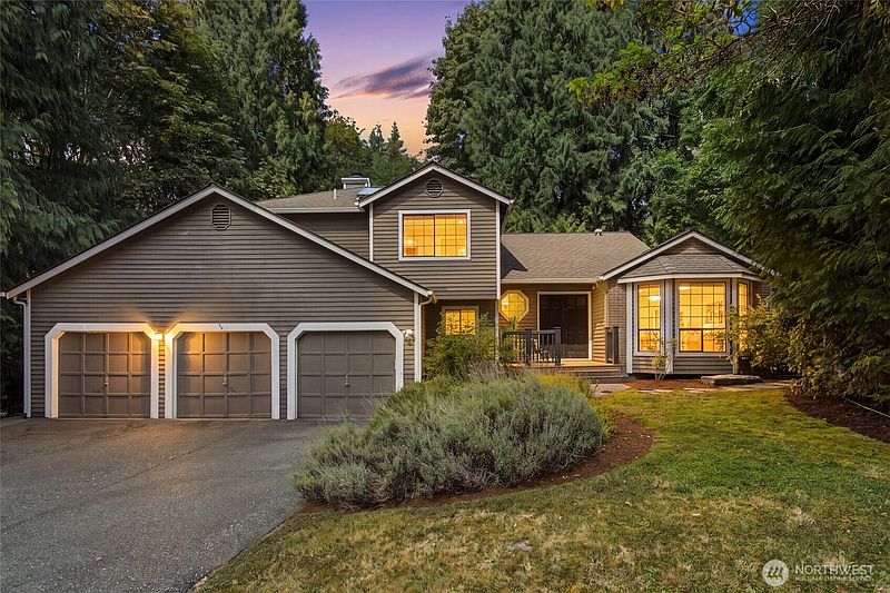 2nd image of 14818 NE 198th Street