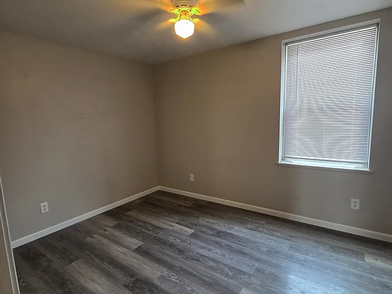 311 Front St #2 — Photo 4