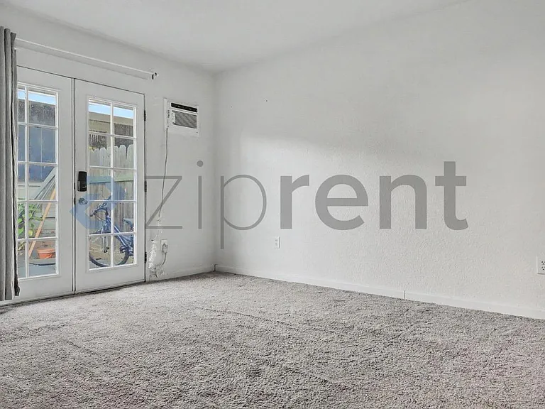 203 Lualan Ln #L-D — Photo 20