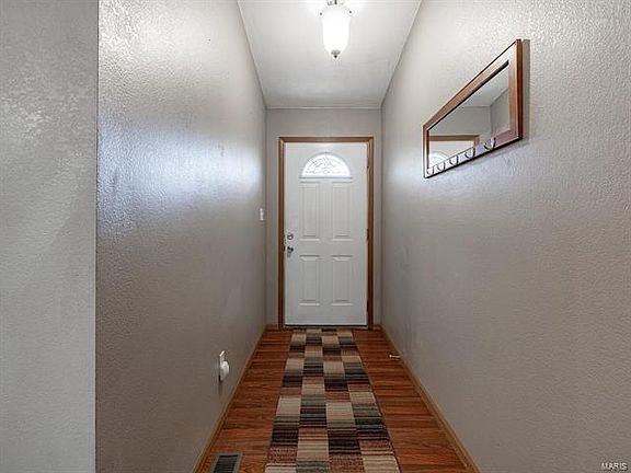 3rd image of 12981 Kimberly Ln