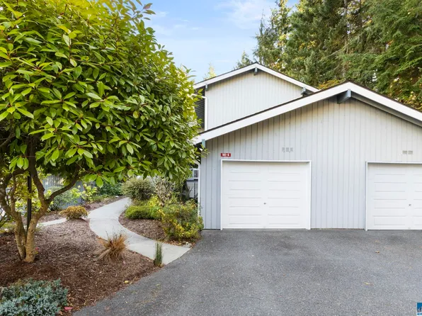 101 Highland Greens Dr #5, Port Ludlow, WA 98365