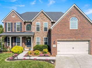 1915 Dark Sky Ln, Knoxville, TN 37932