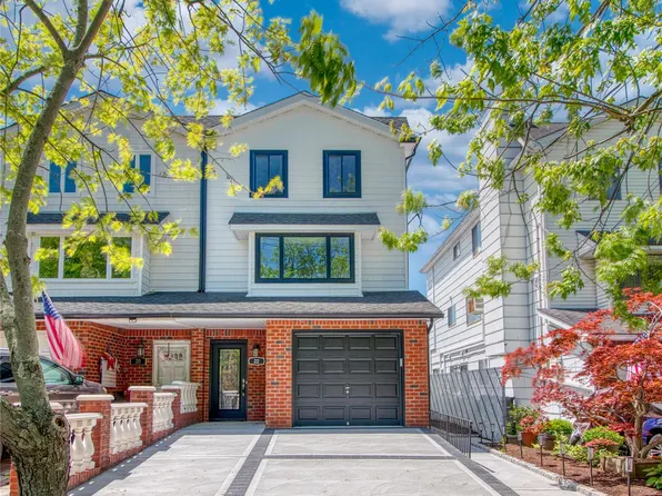 22 May Place, Staten Island, NY 10312