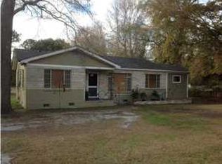 1565 Folly Rd, Charleston, SC 29412
