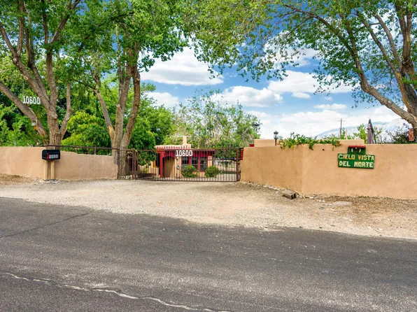 10600 Cielo Vista Del Norte, Corrales, NM 87048