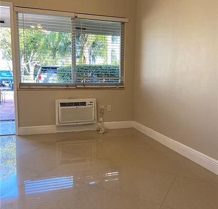 4th image of 2901 Middle River Dr APT 3