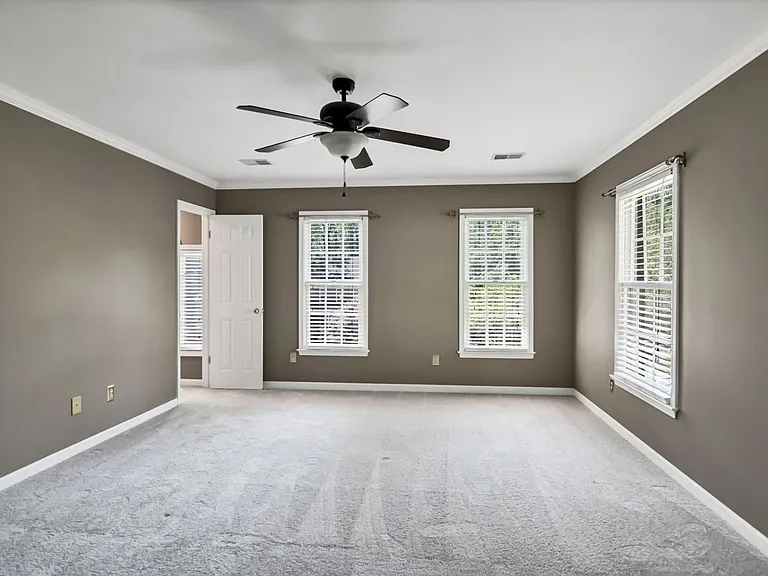 1100 Woodtree Ct — Photo 33