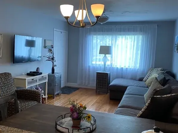 251a Katan Avenue image 1 of 19