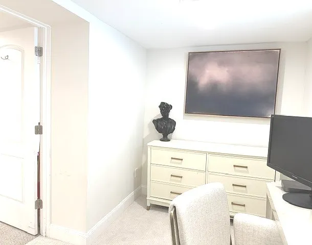 738 N Pine Ave — Photo 27