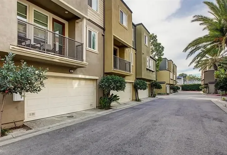 4 Bluefin Ct — Photo 7
