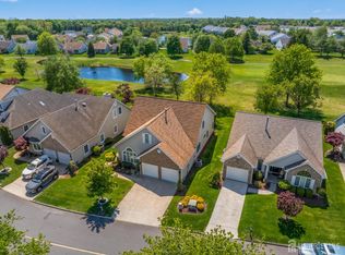 25 Leeds Ln, Monroe Township, NJ 08831