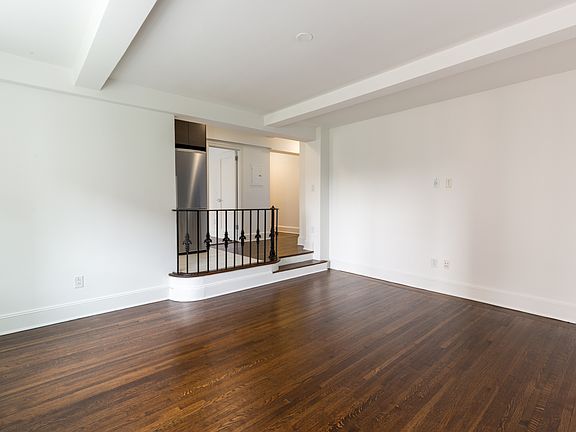 5th image of 501 W 113th St APT 1404