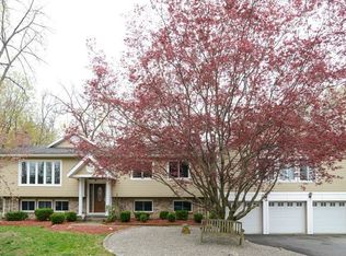 3 Hilldale Ave, Somers, NY 10589