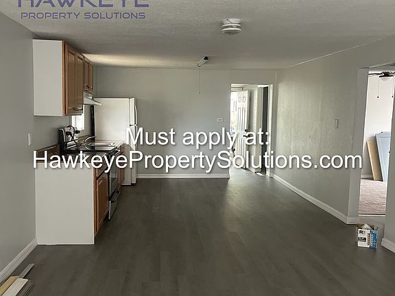 3rd image of 409 Senate St