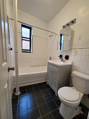 Rented by R New York | media 15