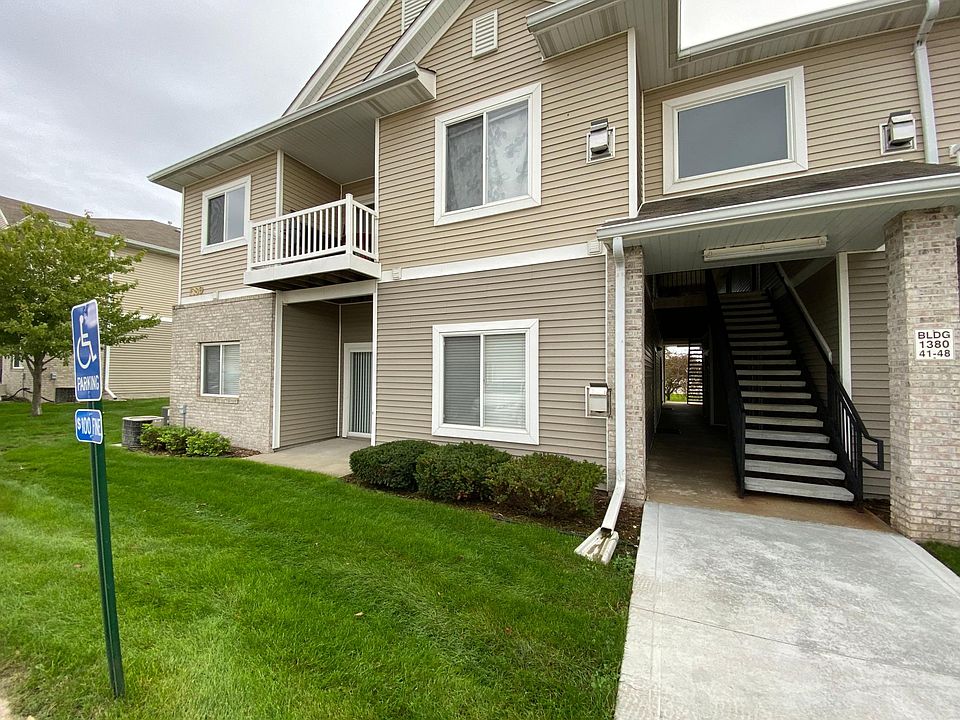 1st image of 1380 SE Florence Dr Unit 45