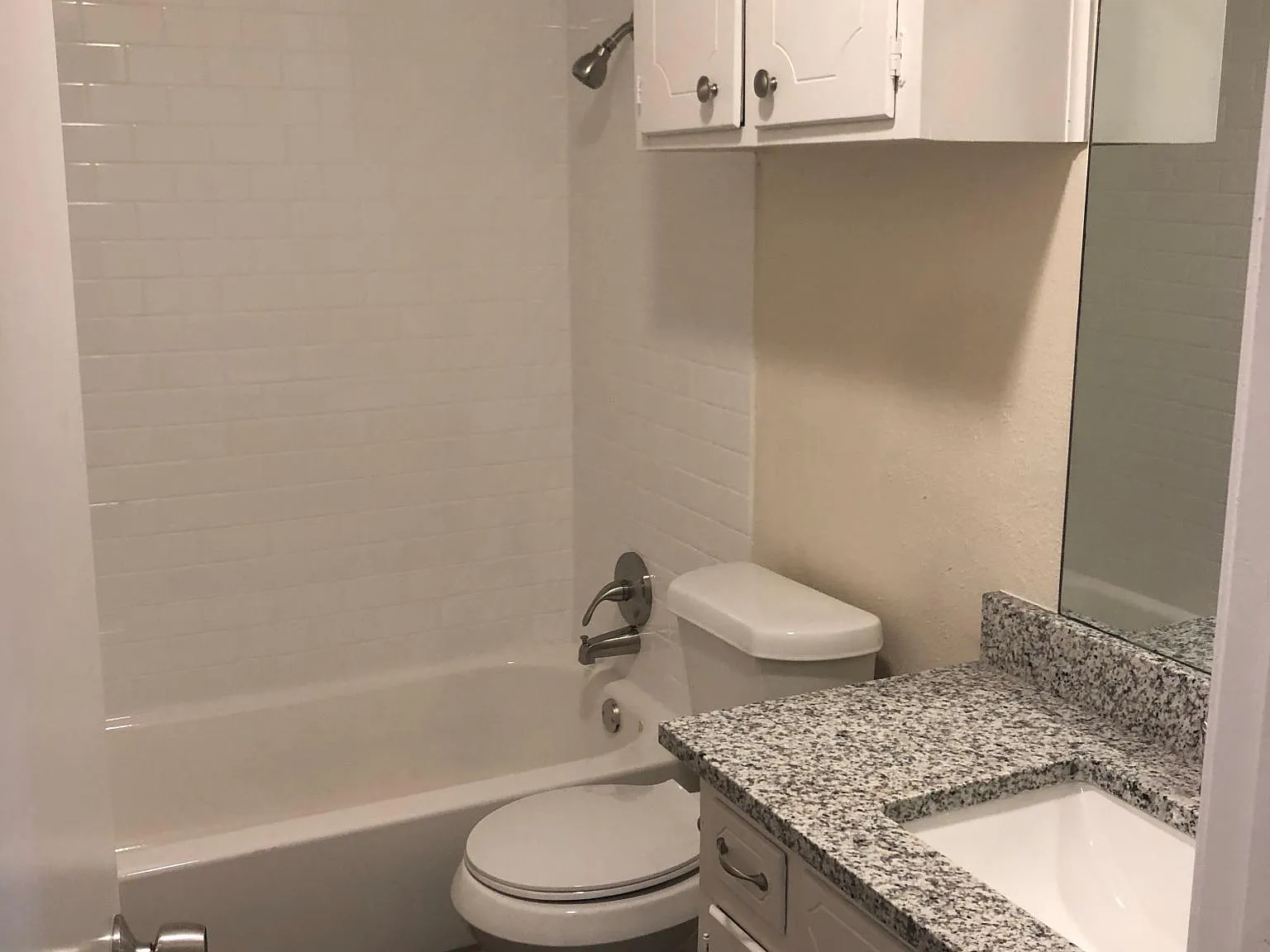 5323 Nell St — Photo 3