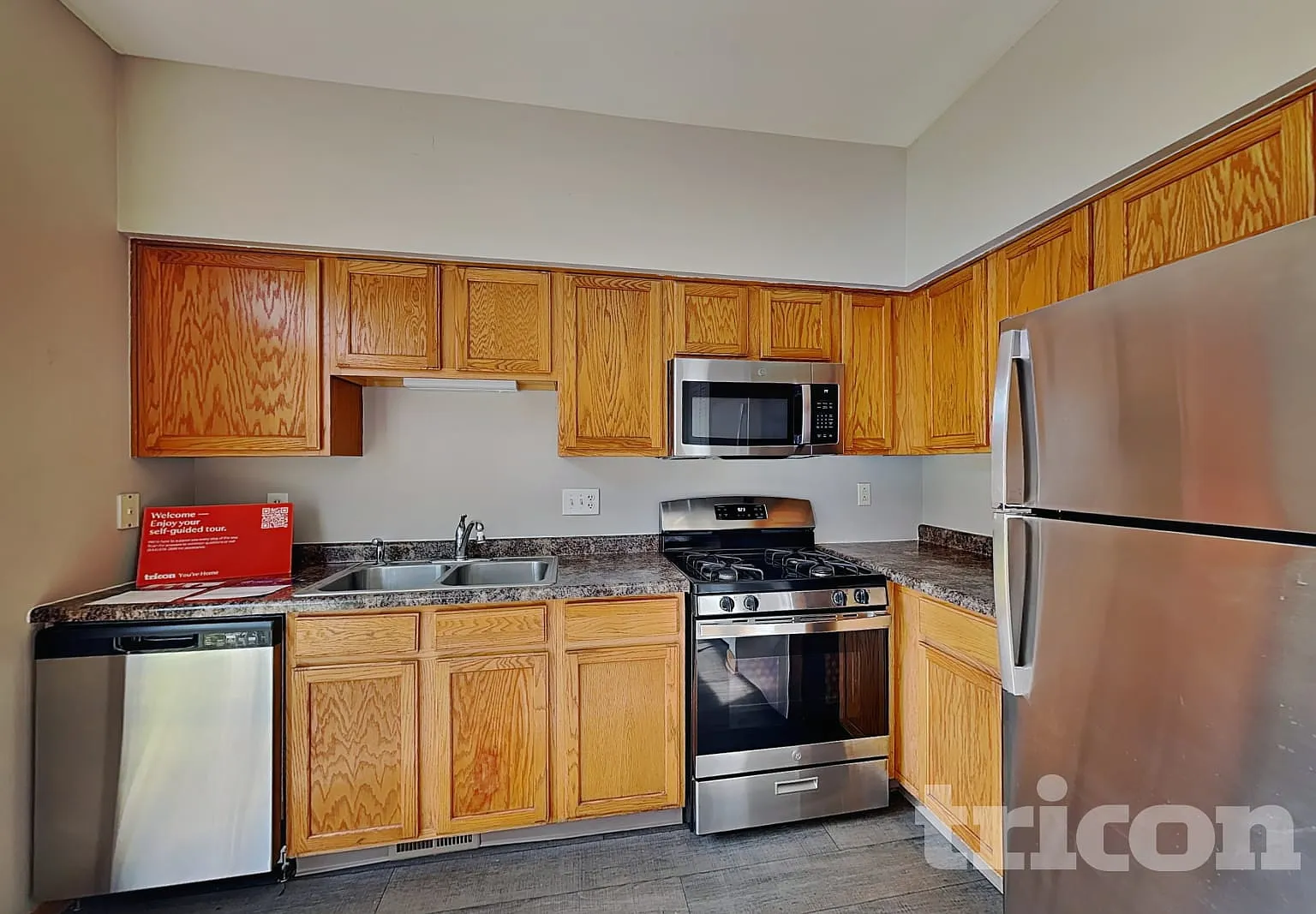 719 South Bayles Drive Romeoville IL — Photo 4