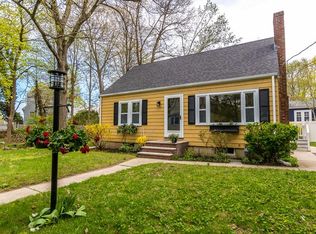 28 Charles St, Dedham, MA 02026