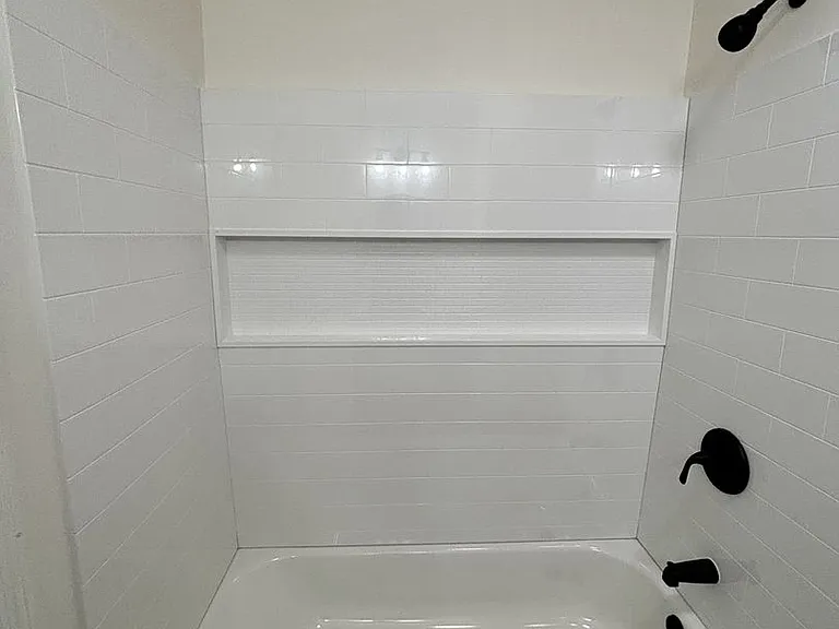 2535 Martin Cir — Photo 17