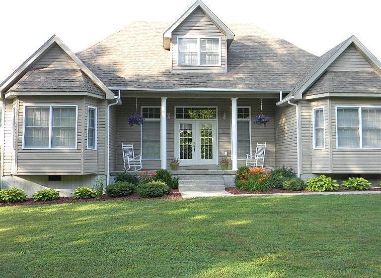 1st image of 17 Abby Ct