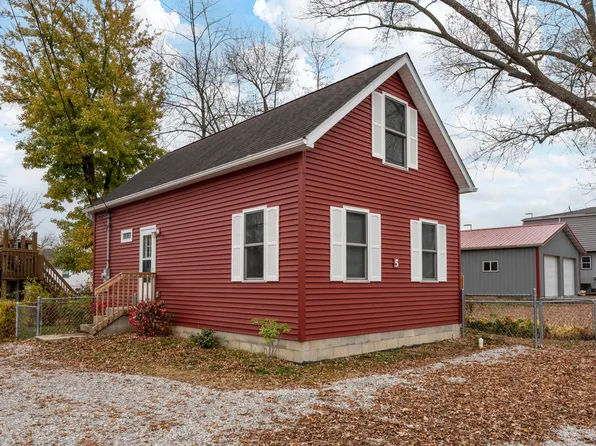 5 Rosebraugh Cir E, Buckeye Lake, OH 43008