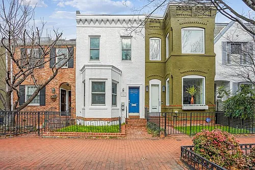 2431 I St NW #B Photo 1