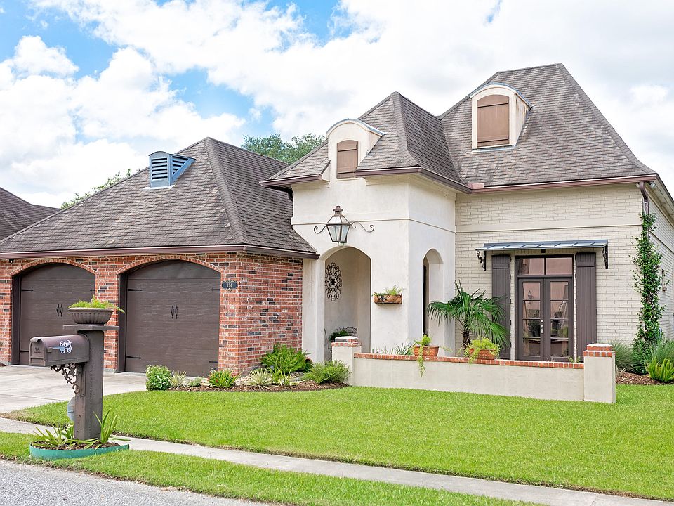 1st image of 424 Breemen Cir