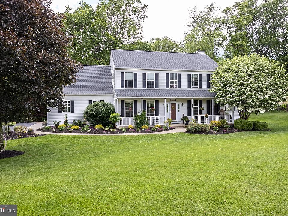 1st image of 50 Knoll Rd