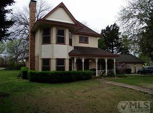 120 S Honaker St, Farmersville, TX 75442