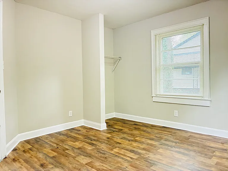 602 Park Ave — Photo 11