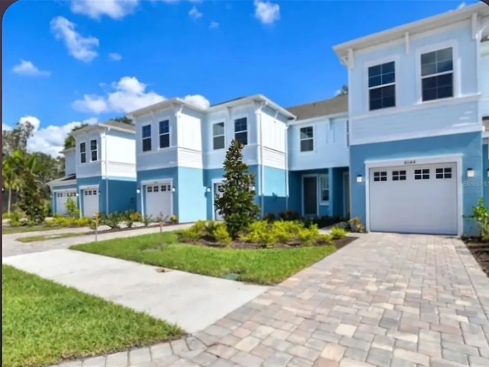 4044 Via Sienna Cir