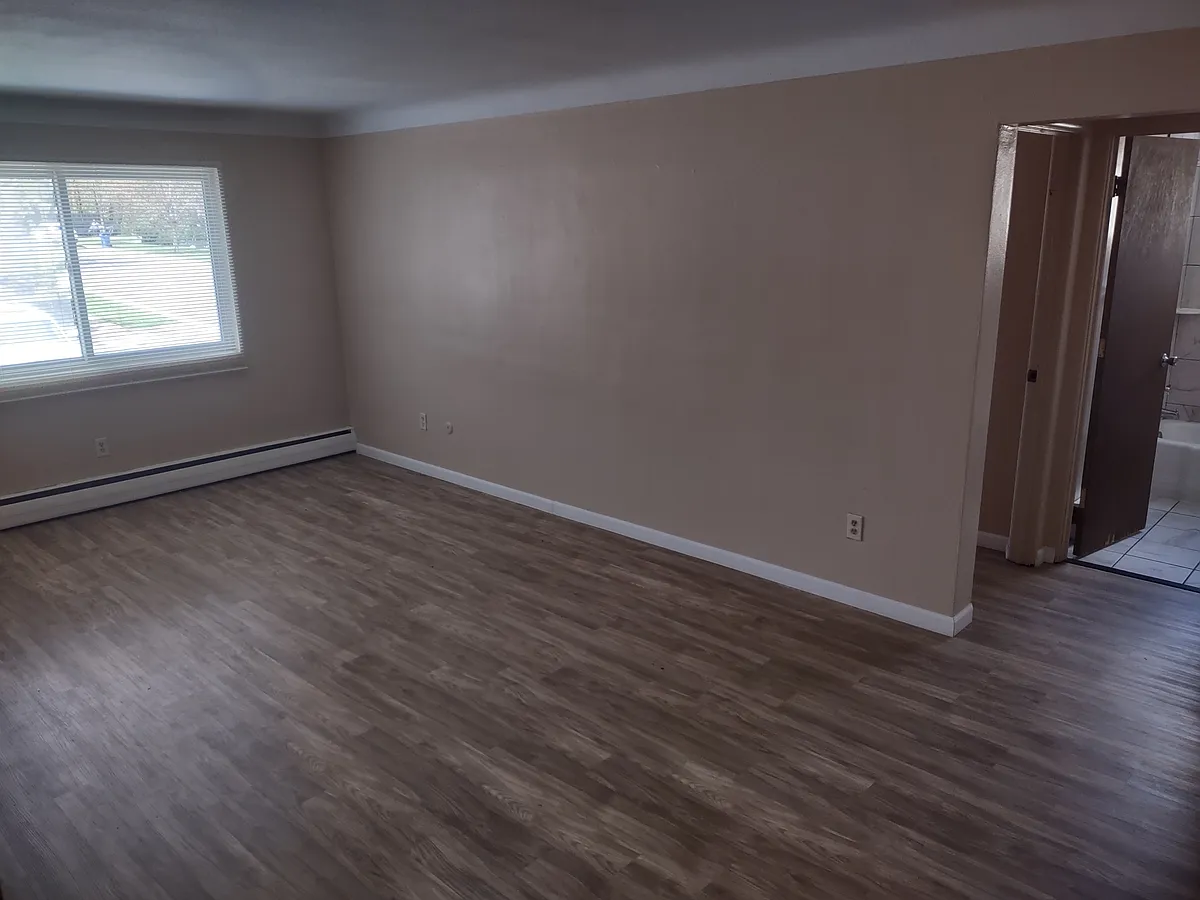 Building Photo - 271 Earl St #6