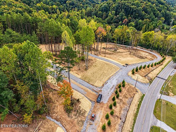 4th image of 1134 Tarklin Valley Rd