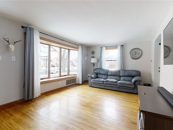 2nd image of 123 Somerville Ave