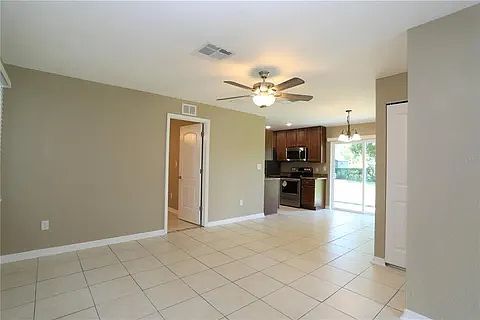 3rd image of 1307 Admiral Dr