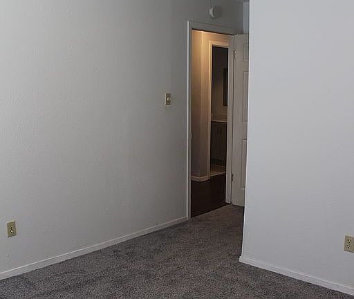 spare bedroom 2
