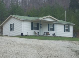 282 Chris Rose Ln, Campton, KY 41301