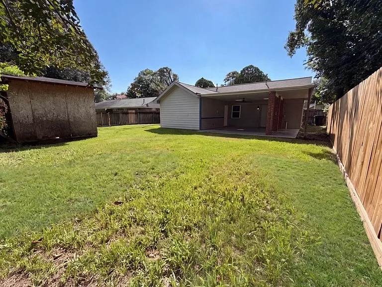 9311 Deanwood St — Photo 11