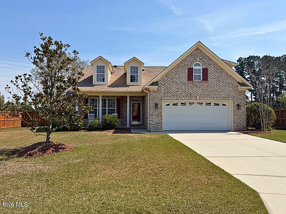 2nd image of 1019 Meadowgrass Lane