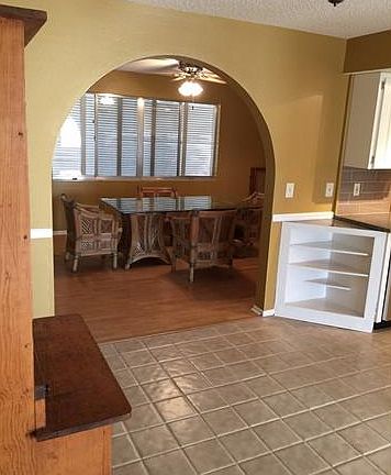 3rd image of 6910 Cambridge Pl