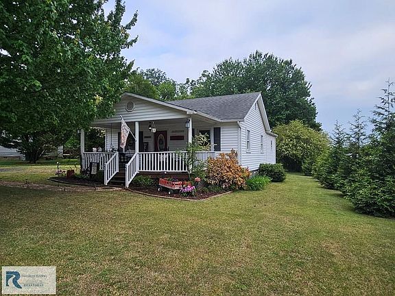 2nd image of 5009 Dry Fork Rd
