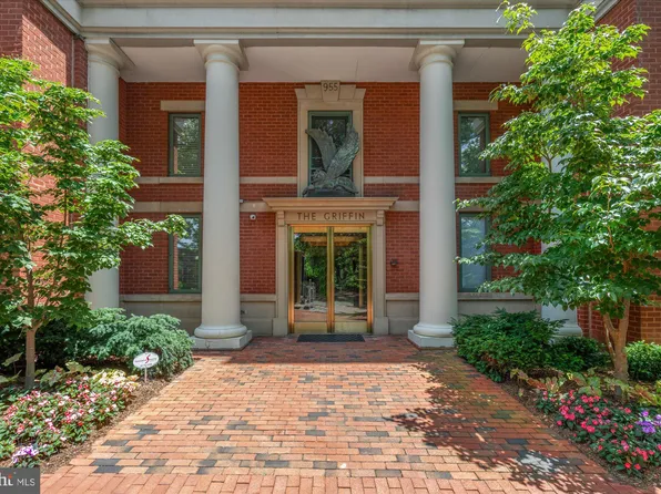 955 26th St NW APT 706, Washington, DC 20037