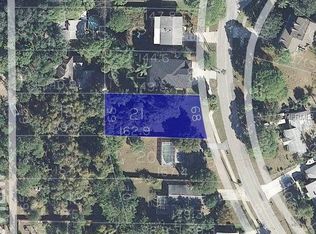 504 Riverside Dr, Tarpon Springs, FL 34689