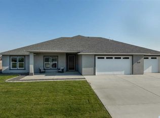 12219 Blackfoot Dr, Pasco, WA 99301