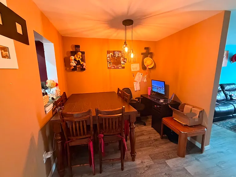 83 Maria Ct — Photo 4